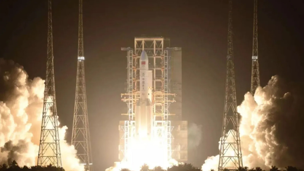 รูปภาพในบทความ จากลองมาร์ชสู่ลองมาร์ช