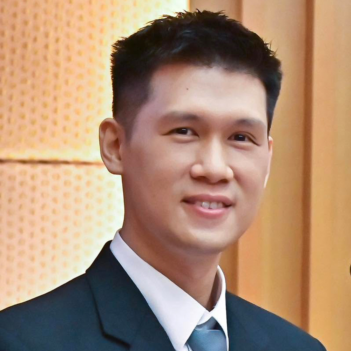 รูปภาพ นพ.นิธิวัฒน์ ศรีกาญจนวัชร (ว.43062)